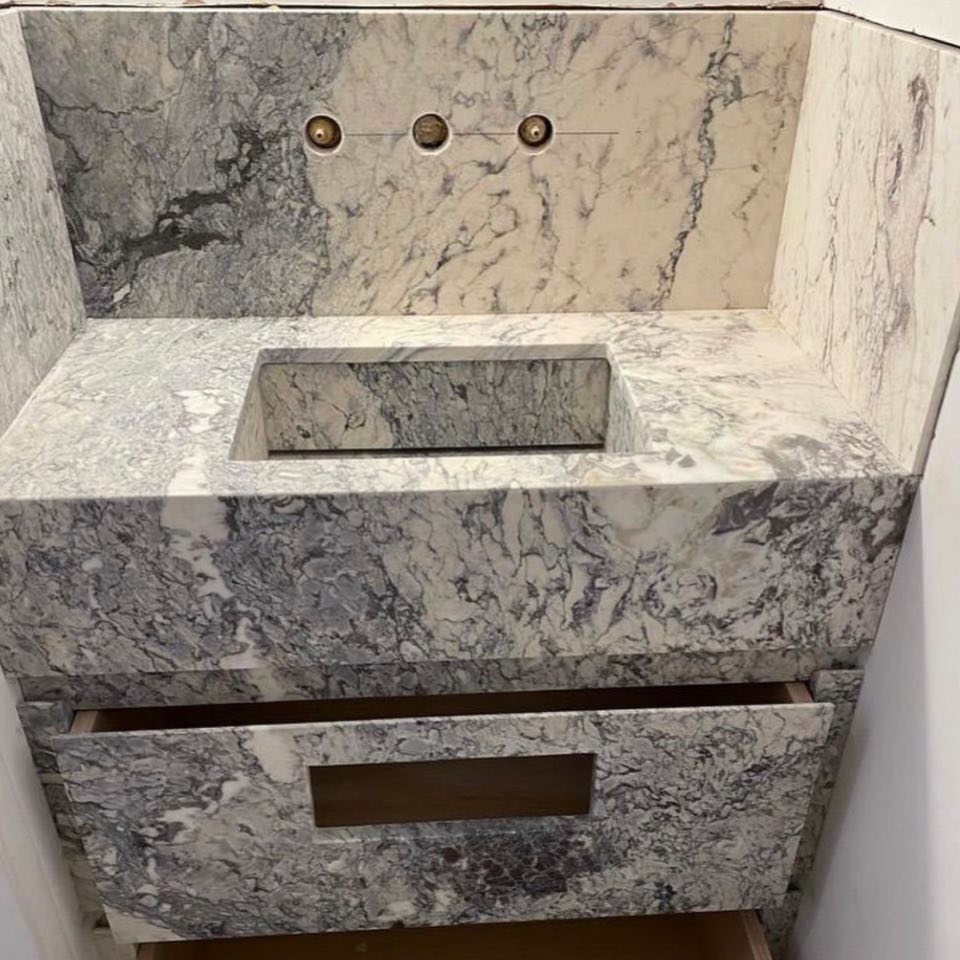 Lavabos y encimeras de baño a medida